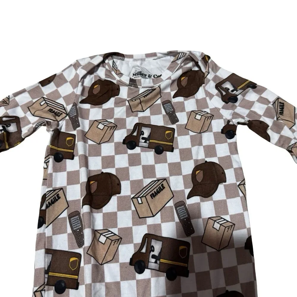 Baby Knotted Gowns Sleep Sack UPS Mail Delivery Cute New 0-3 Months Baby shower